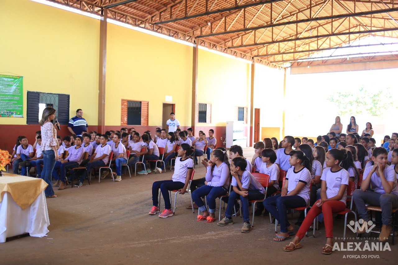 Horários das escolas serão reduzidos enquanto perdurar a baixa umidade do ar