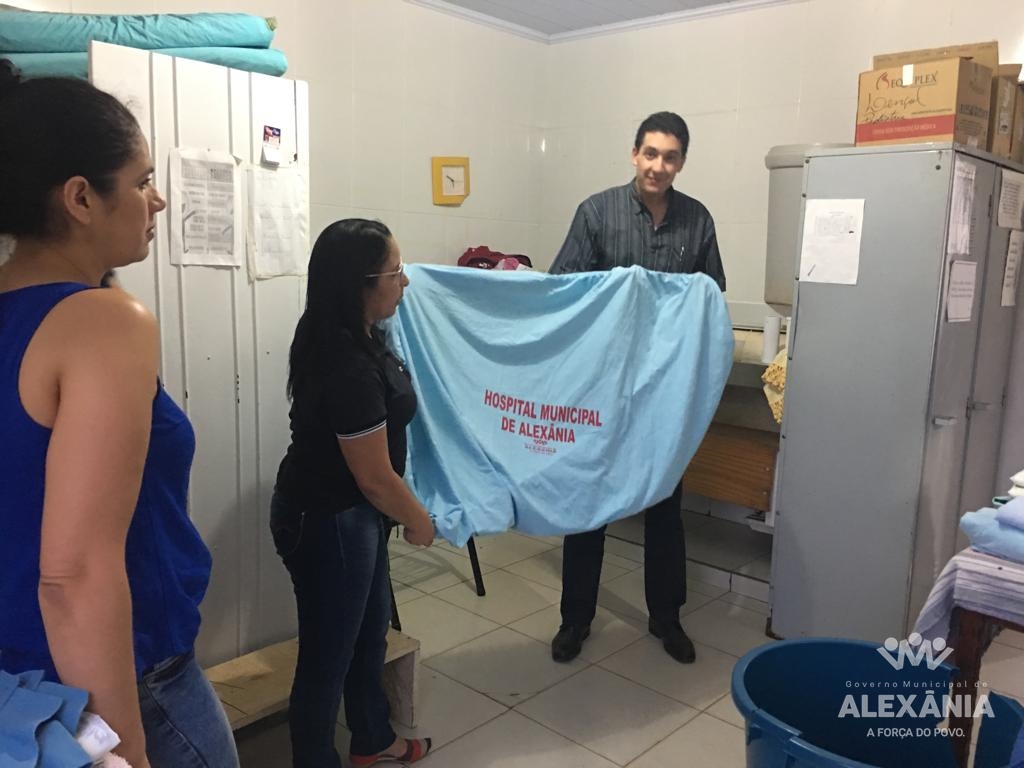 Prefeito Allysson visita instalações e confere de perto novos materiais da Saúde